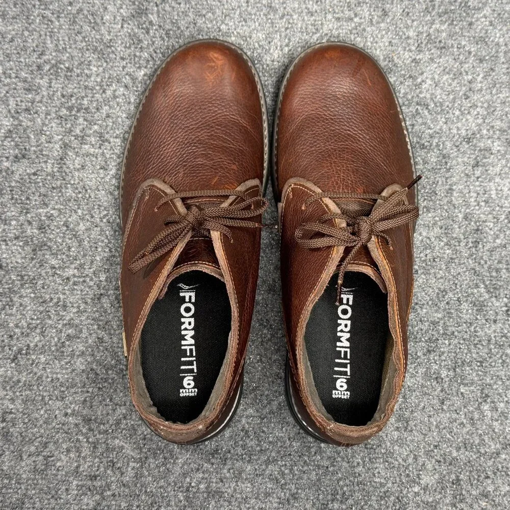 Clarks Chukka Boots Men's Size 11 Brown Leather Waterproof Mid Lace Casual Shoes